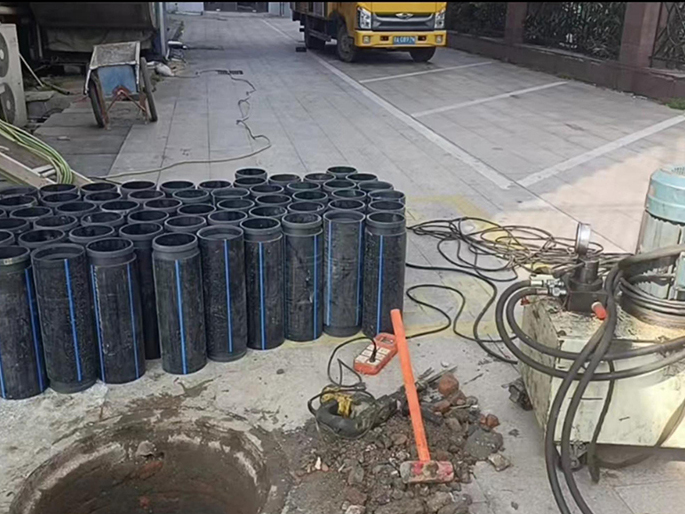 集美PE置换管厂家 DN315置换管 非开挖管短管置换